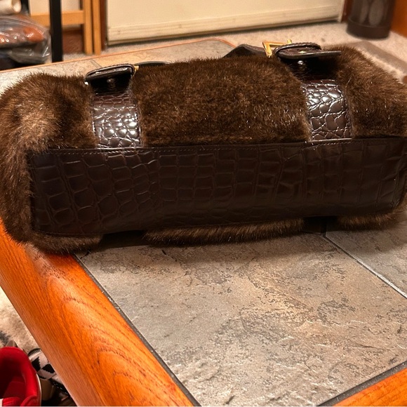 Pritzi Brown Faux Fur Women’s VINTAGE Handbag - Picture 6 of 16